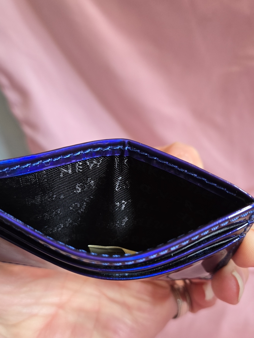 kate spade Iridescent Navy Blue Card Wallet Story Book Lining - Picture 5 of 5